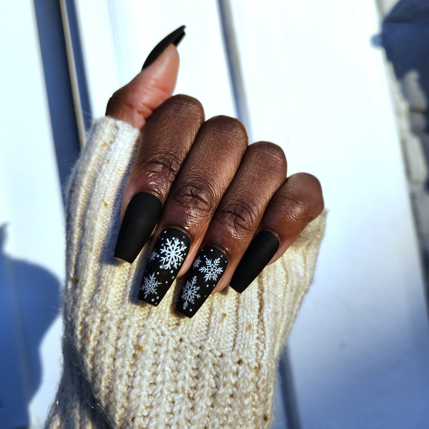 Black Snow - Press on nail set