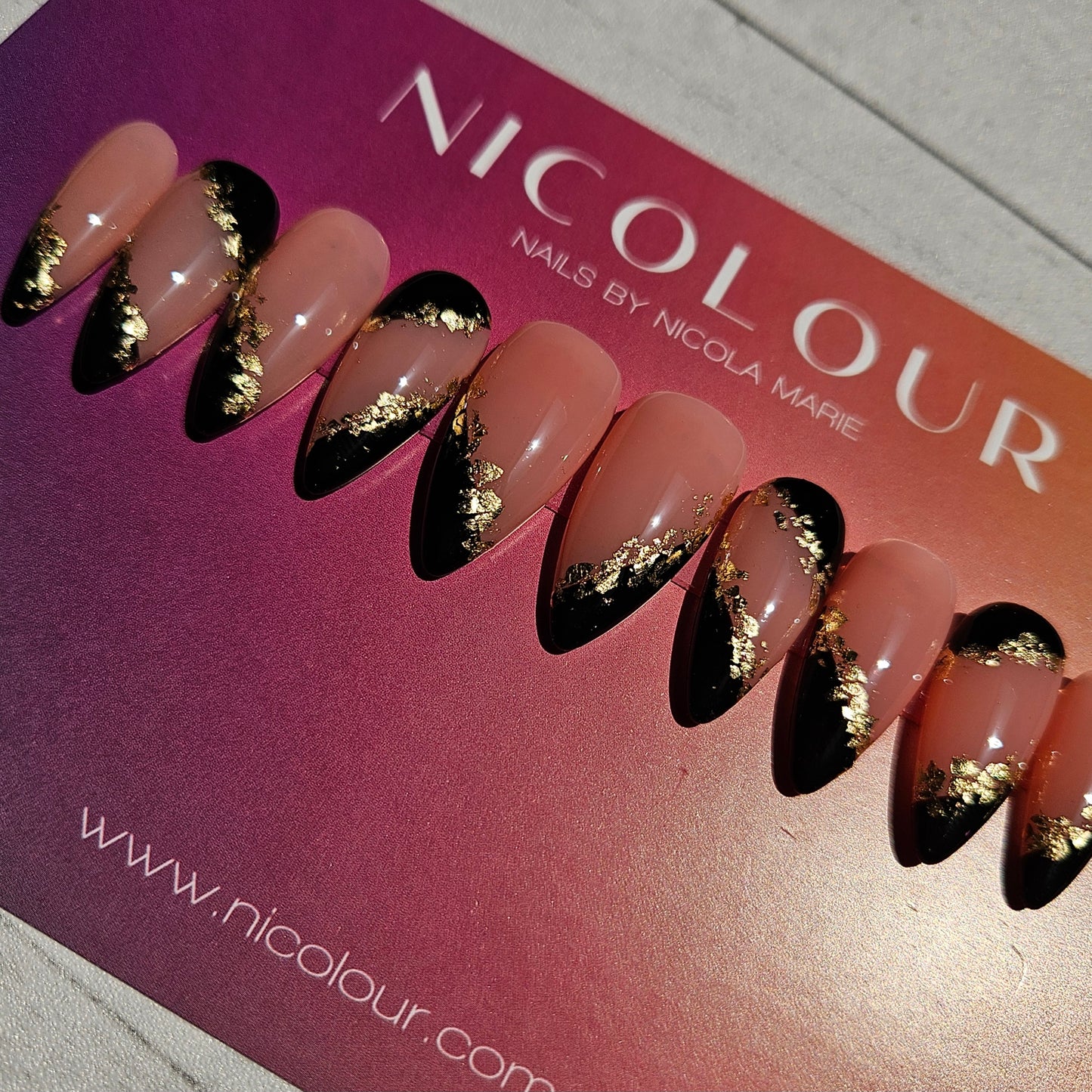 Black Tie - Press On Nail Set