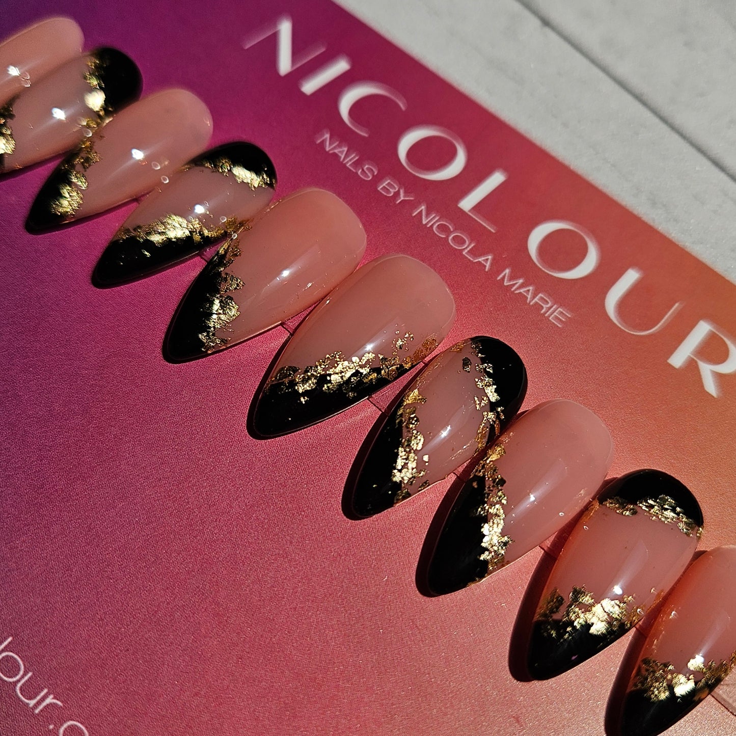 Black Tie - Press On Nail Set