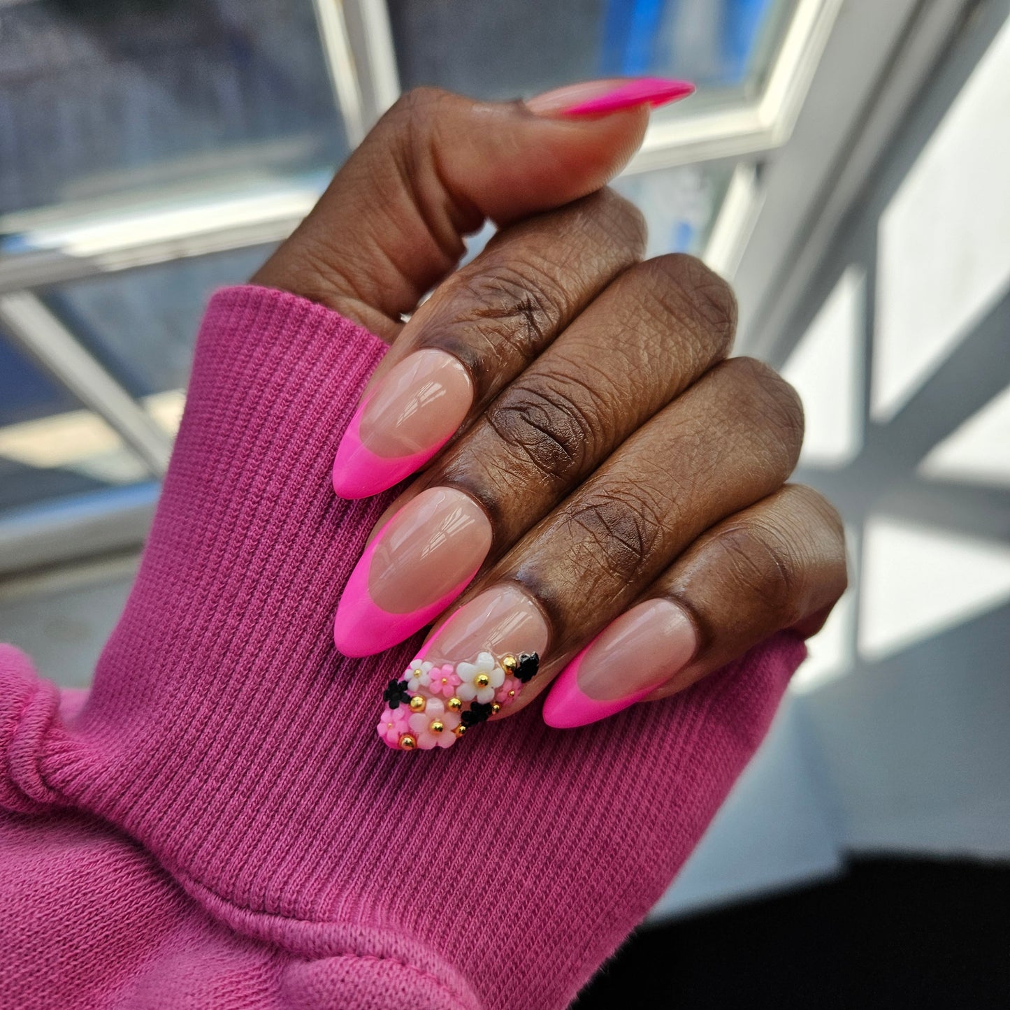 Give Her Flowers - Press On Nail Set