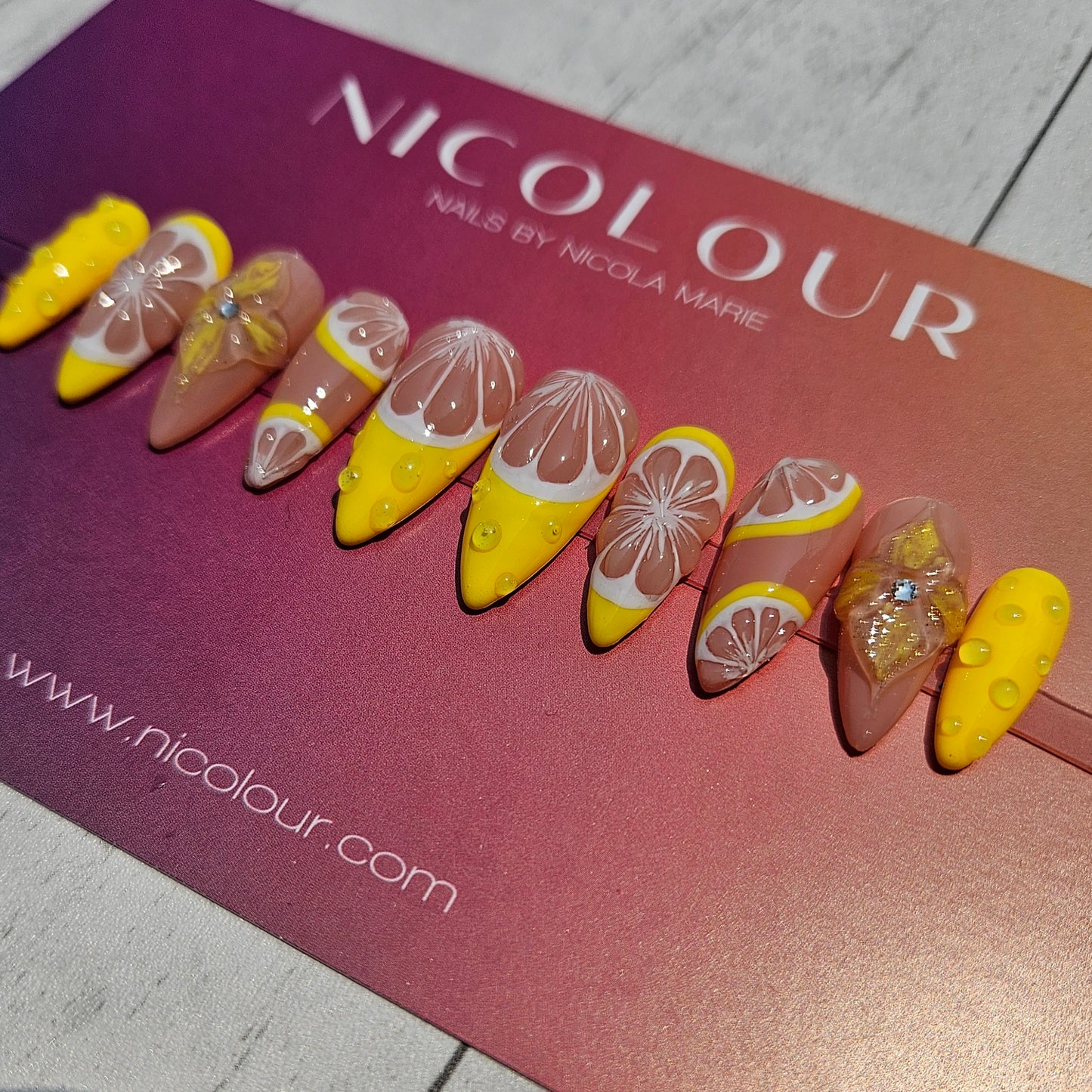 When Life Gives You Lemons - Press On Nail Set