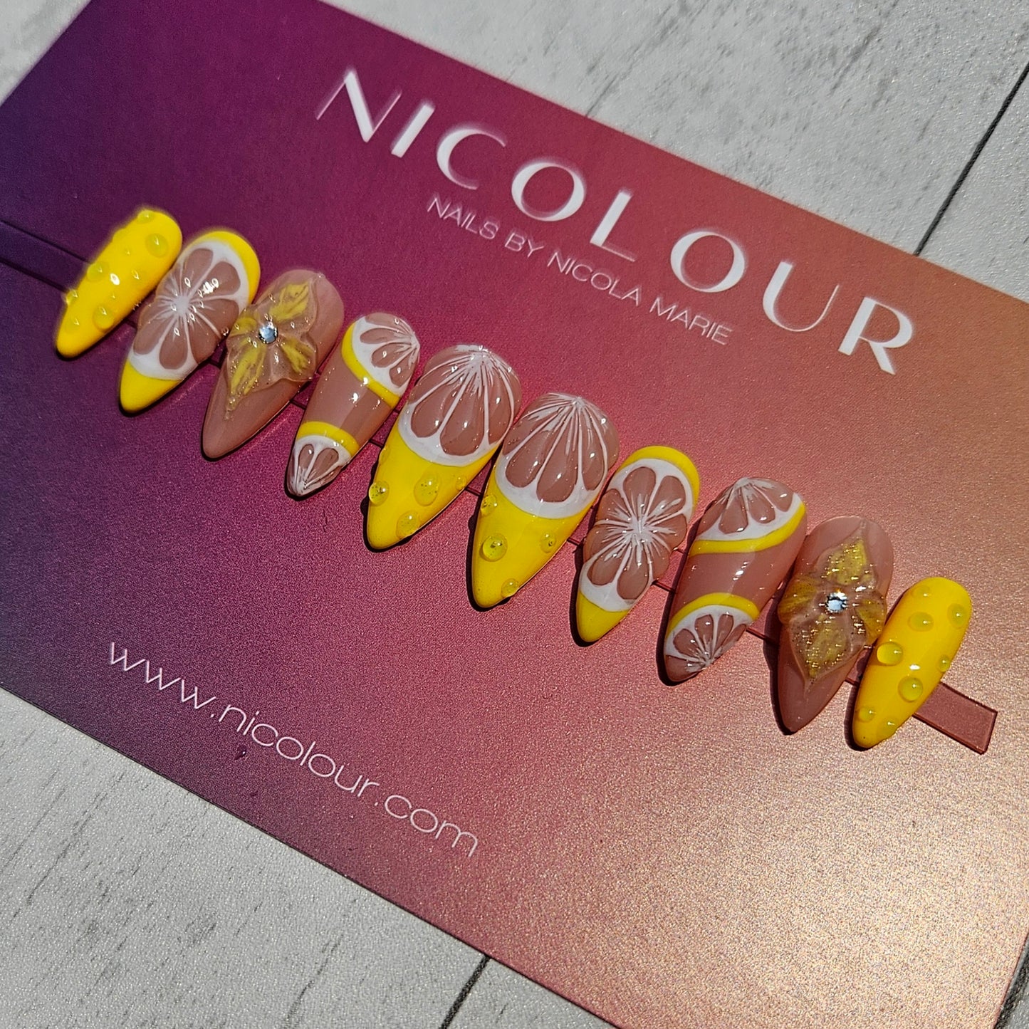 When Life Gives You Lemons - Press On Nail Set