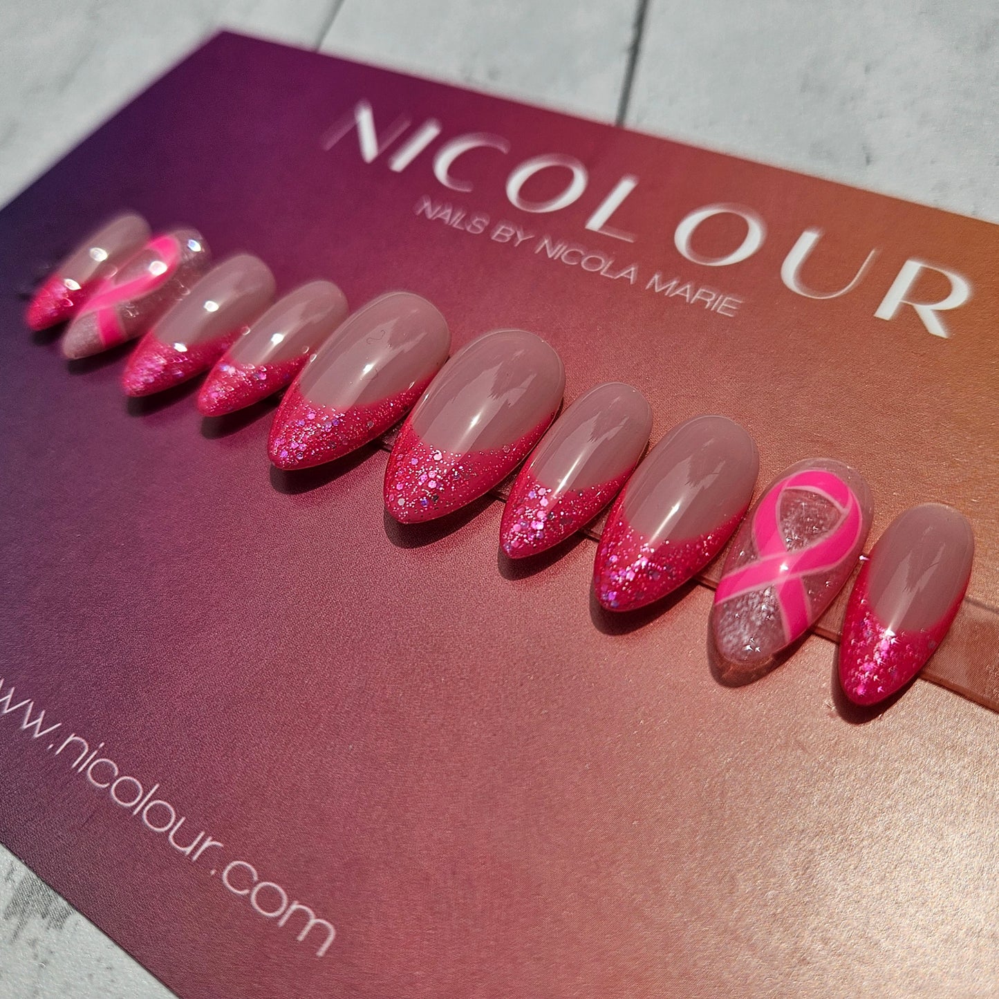 Breast Cancer Awareness - Press On Nail Set