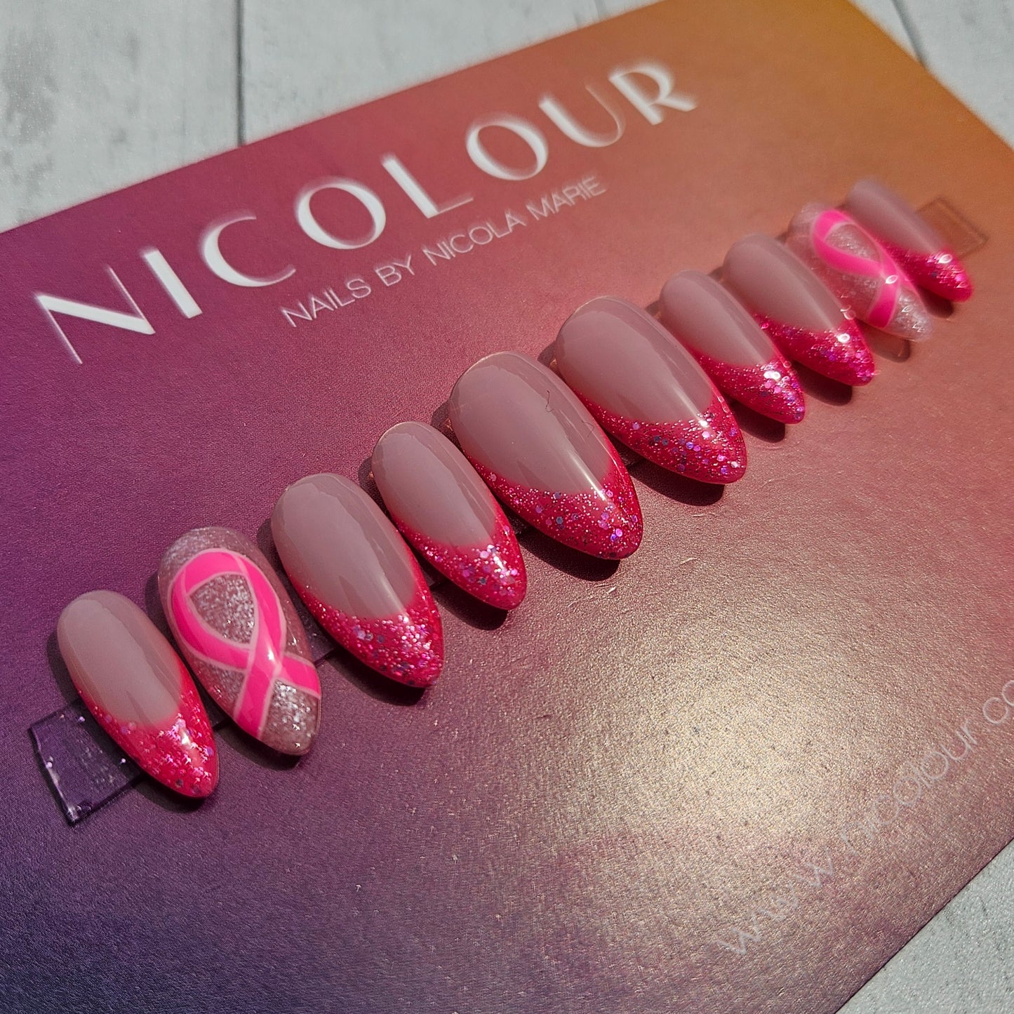 Breast Cancer Awareness - Press On Nail Set