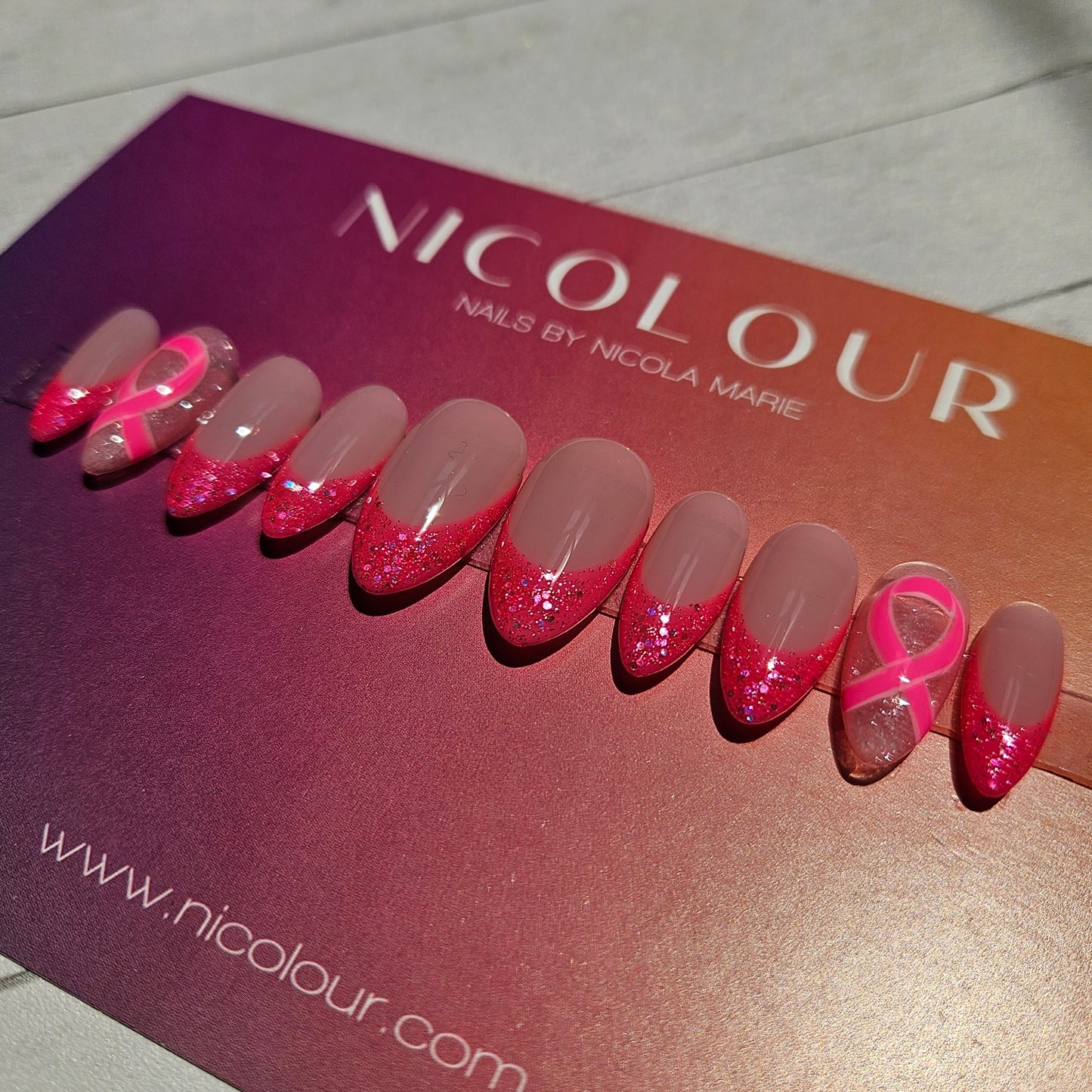 Breast Cancer Awareness - Press On Nail Set