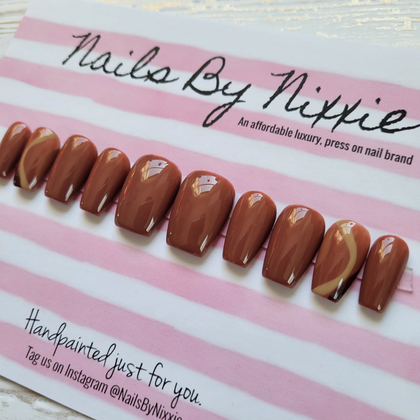 Chocolate Swirl press on nail set