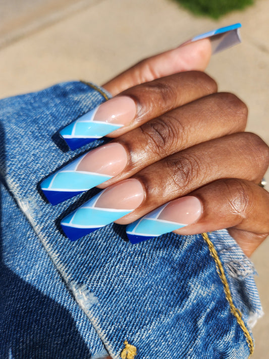 Blue Wrap press on nail set