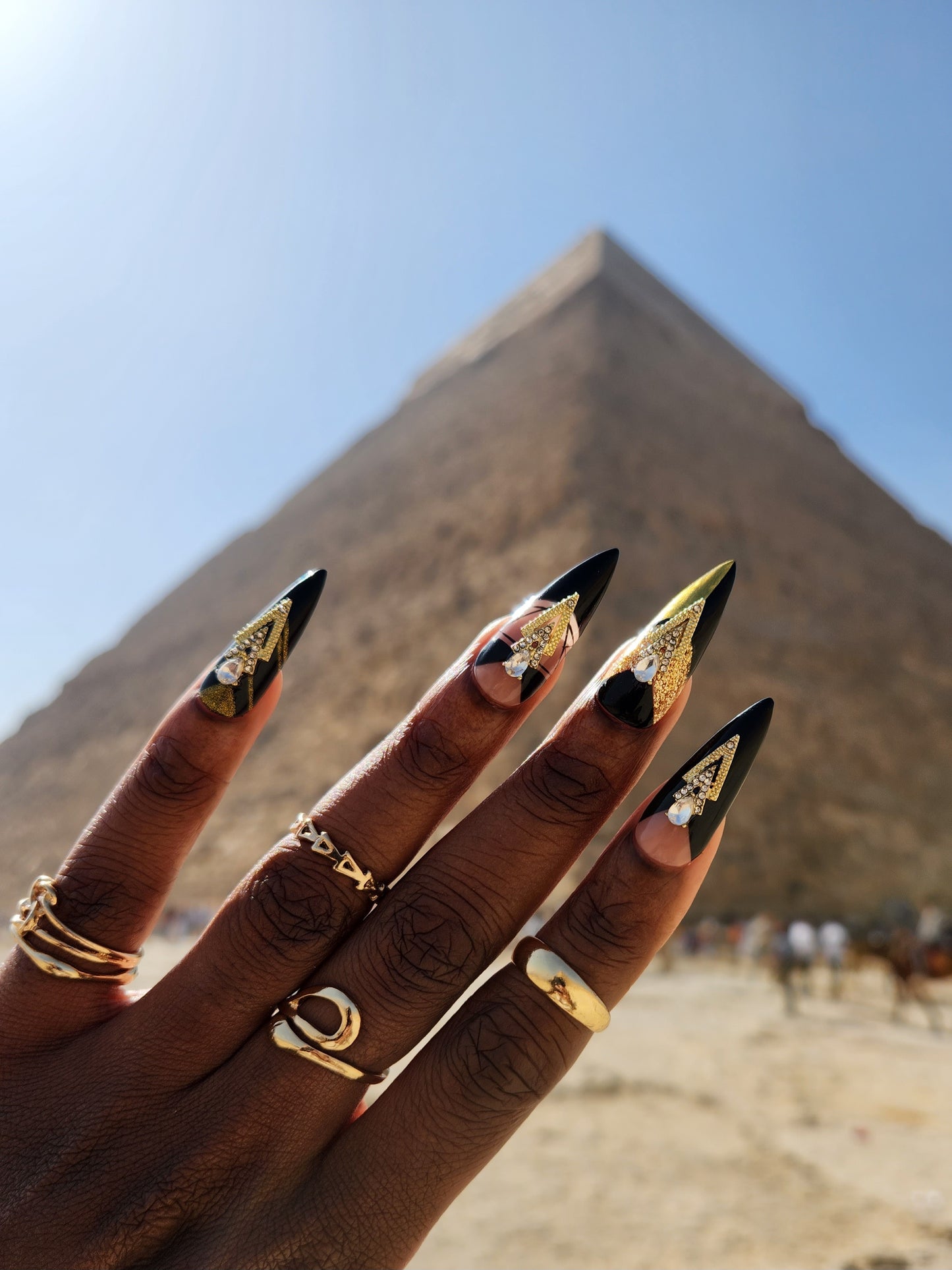 The Pyramids - Press on nail set