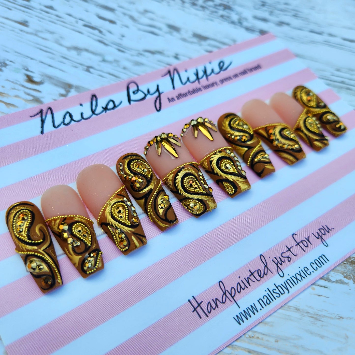 Custom Designed Press On Nail Set