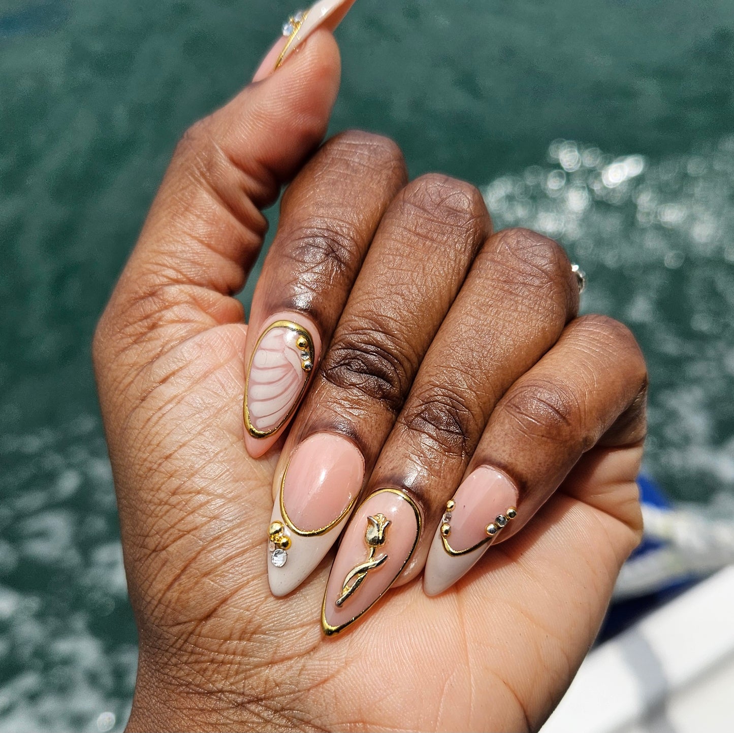 Private Island Press On Nail Set