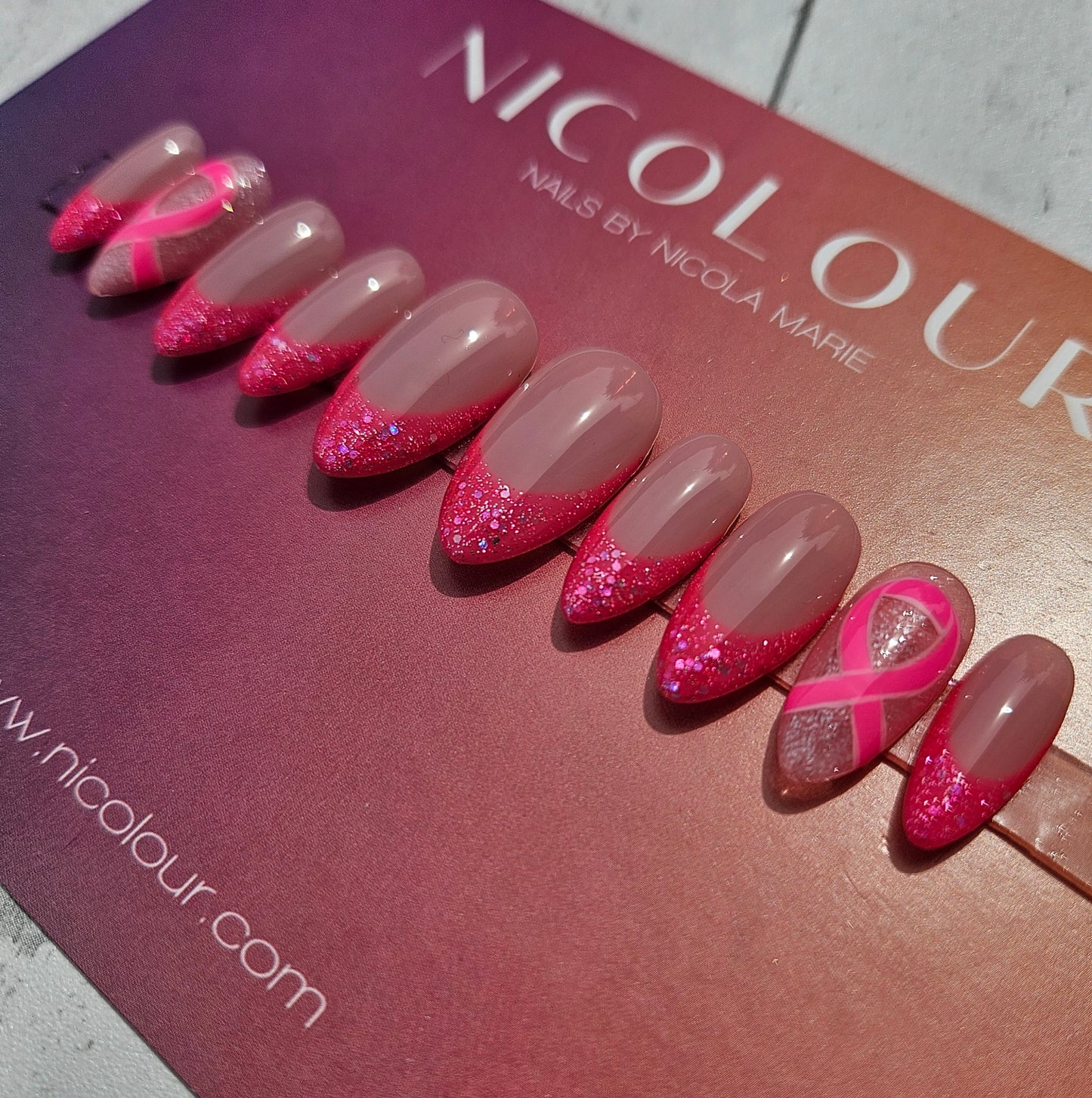 Breast Cancer Awareness - Press On Nail Set