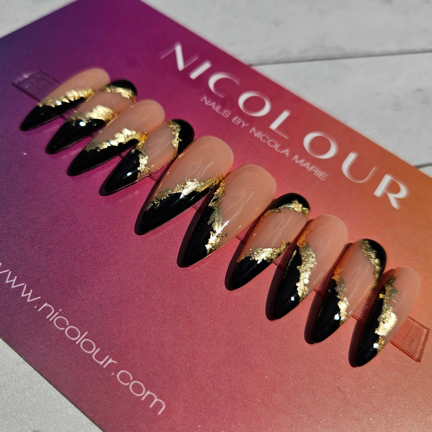 Black Tie - Press On Nail Set