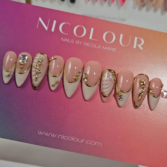 Private Island Press On Nail Set