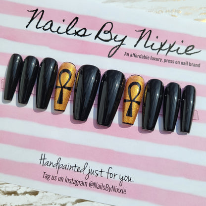 Anhk Press On Nail Set