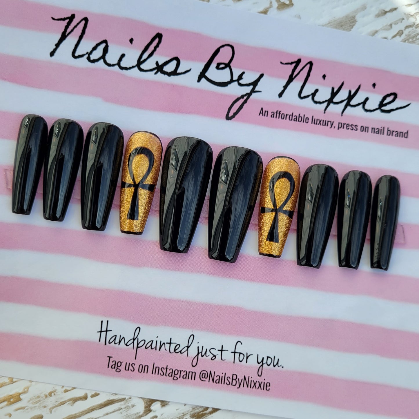 Anhk Press On Nail Set