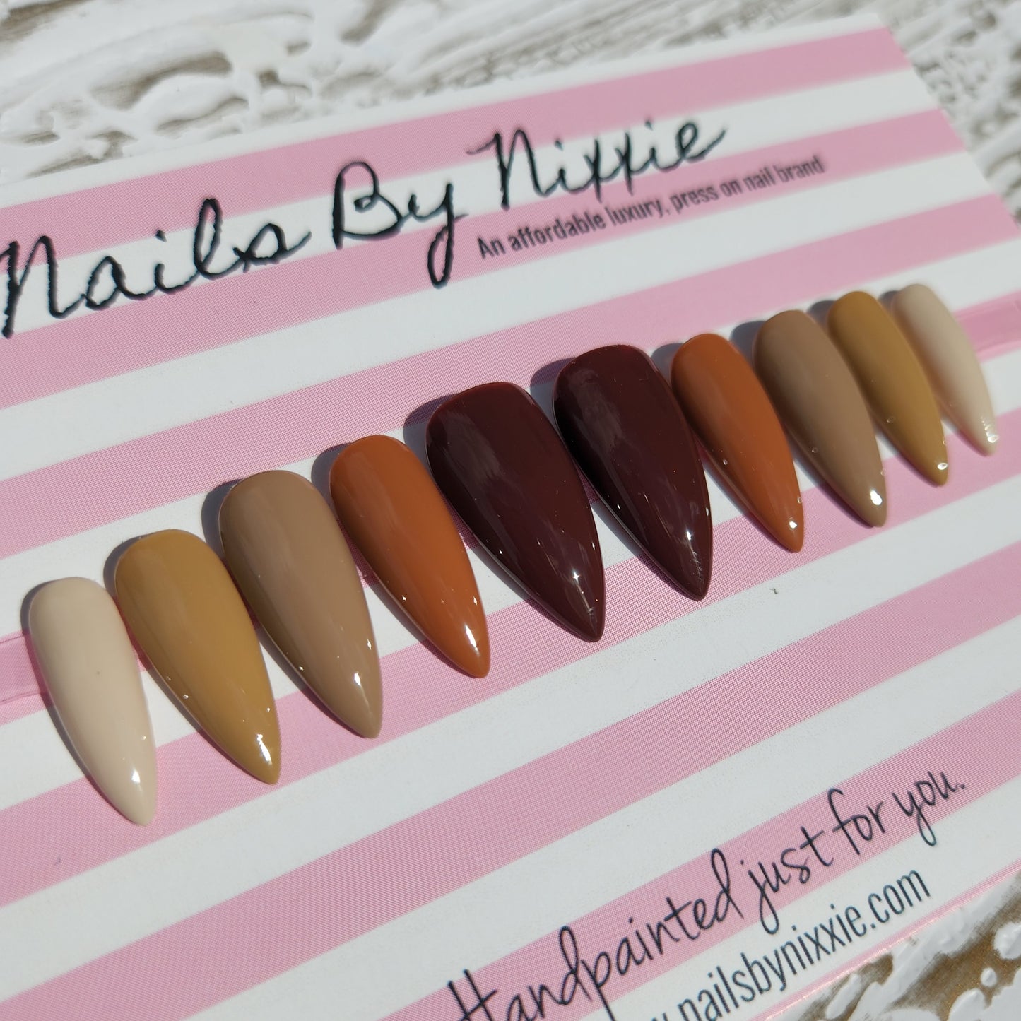 All The Nudes - Press On Nail Set