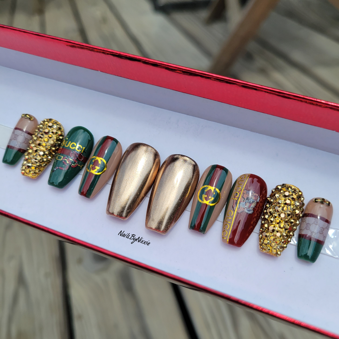 Custom Designed Press On Nail Set