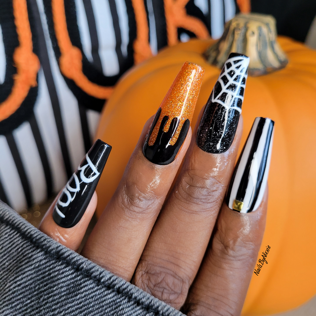 Spook-tacular press on nail set