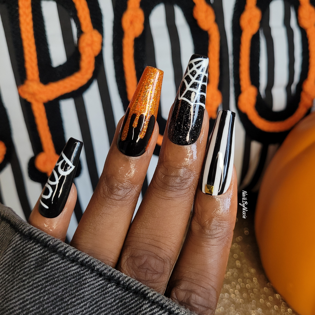 Spook-tacular press on nail set