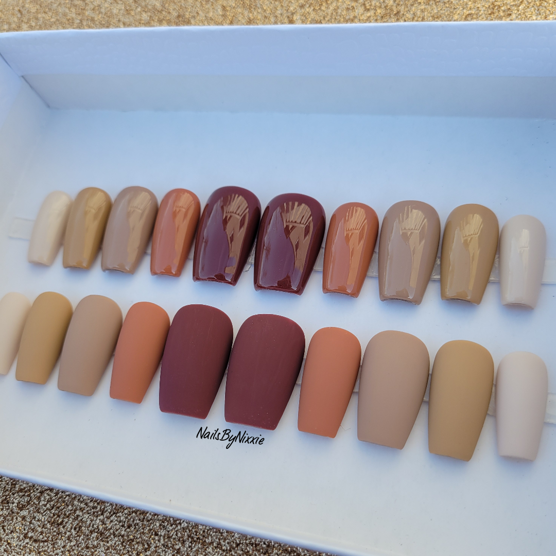 All The Nudes - Press On Nail Set