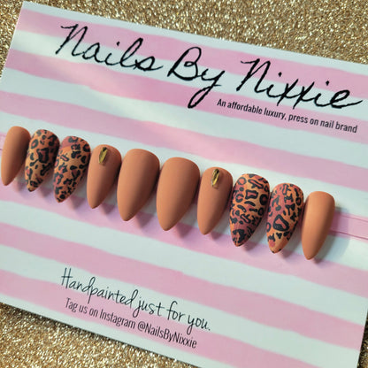 Animal Instincts nail set